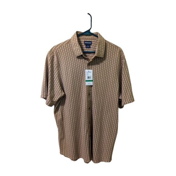 Haggar Men's Polo Shirt - Picture 1 of 3